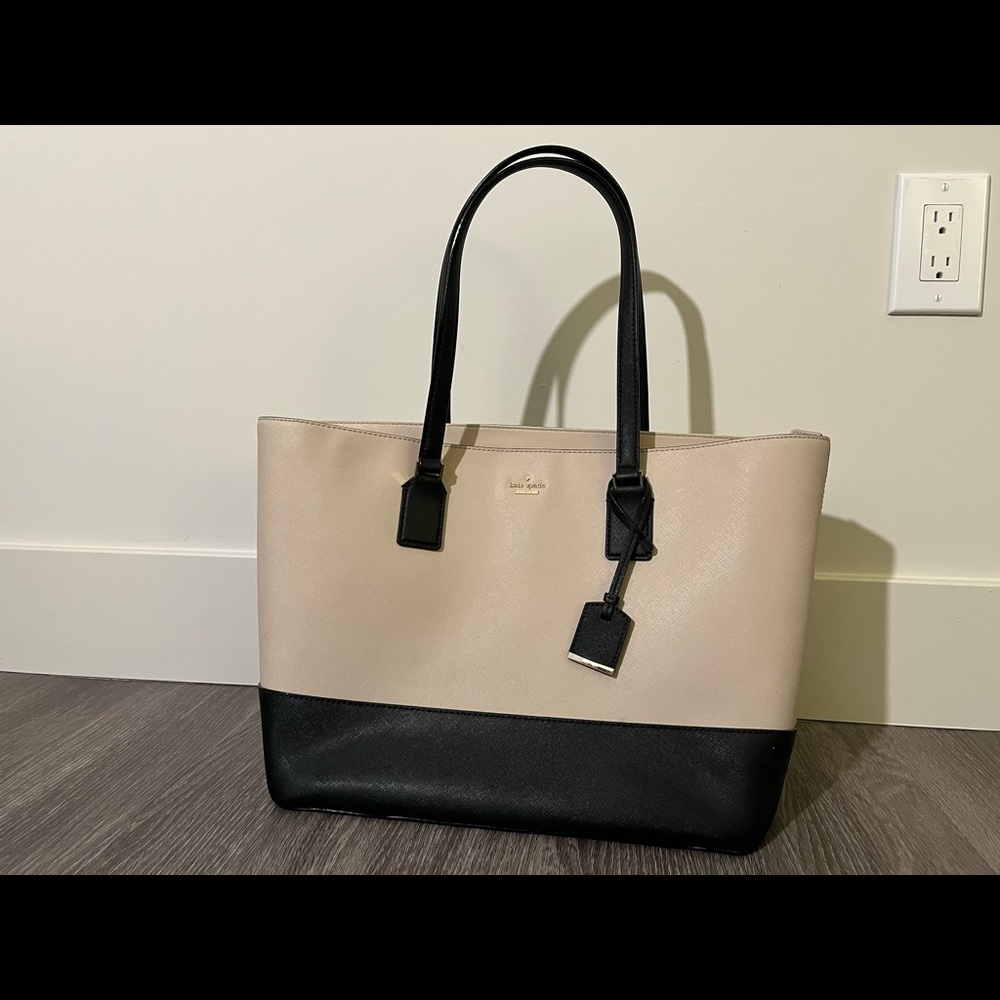 Kate Spade Leather Purse